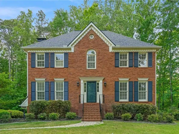 1566 Pine Creek Way, Woodstock, GA 30188