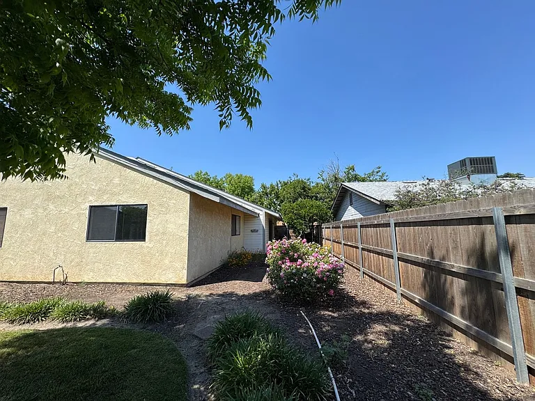 1205 Dominic Way — Photo 29