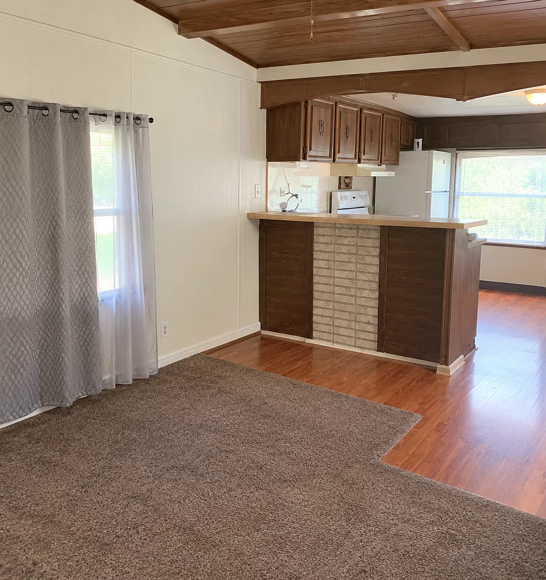 2 bed, $700 — Photo 4
