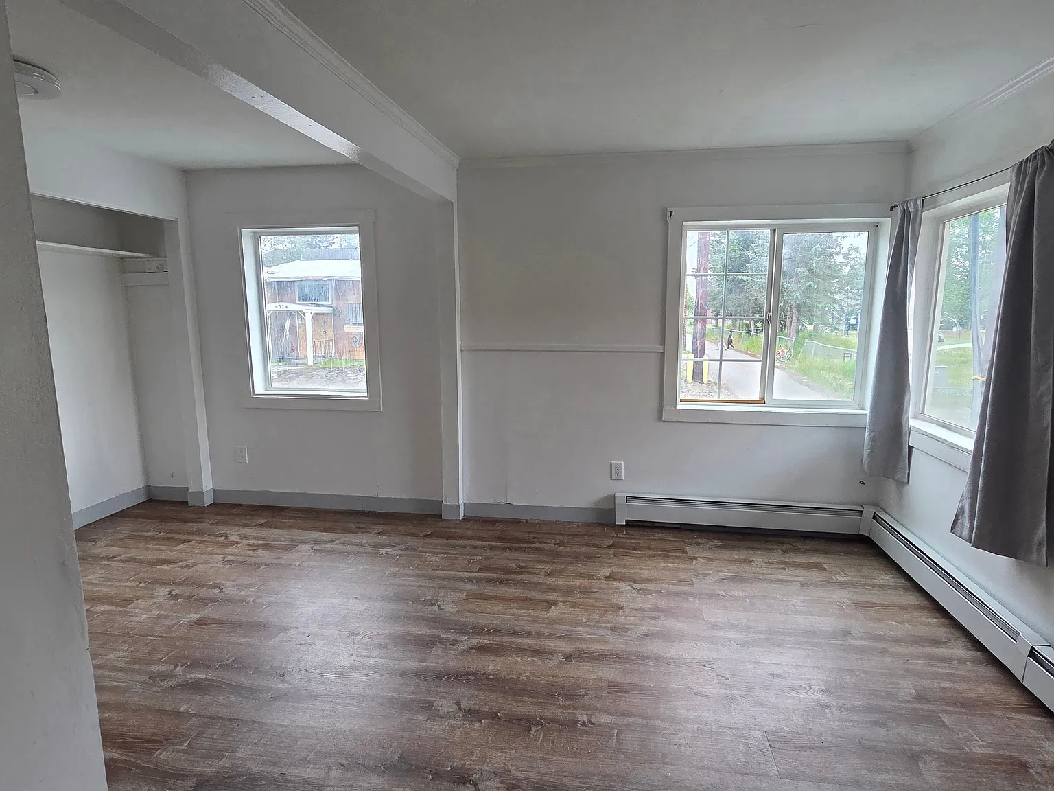 HA3 4321 Thompson — Photo 2