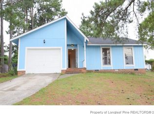 109 Bruce Ln, Fayetteville, NC 28390