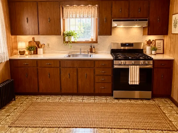 68-68R Falcon St #1, Boston, MA 02128