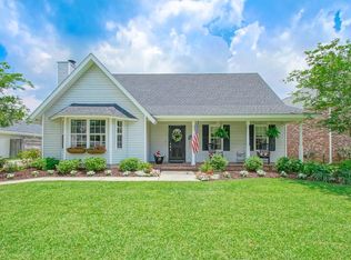 58 Melrose Dr, Destrehan, LA 70047