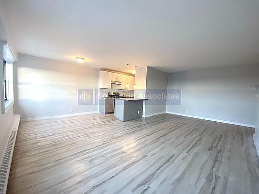 1st image of 111 Wadsworth Ave APT 21D