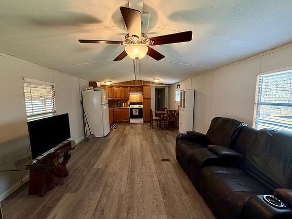 5th image of 4661 Eureka Landing Rd