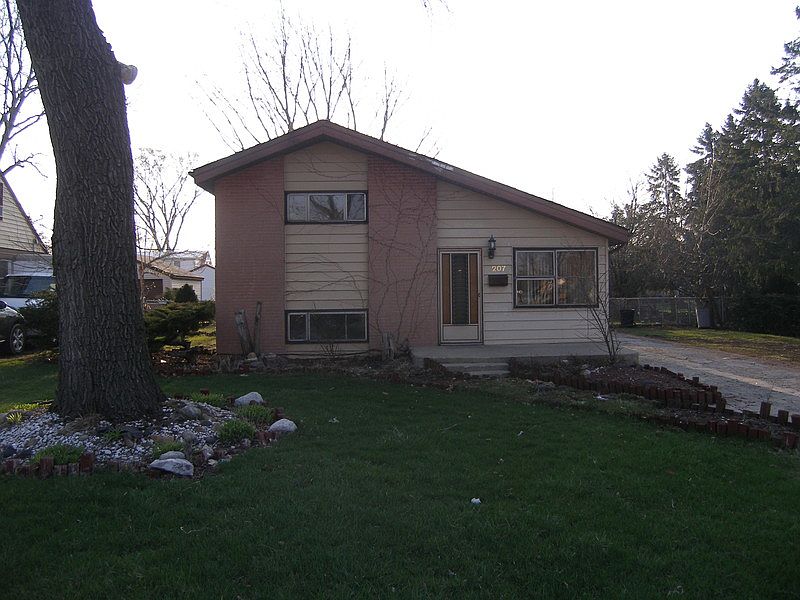 1st image of 207 45th Ave