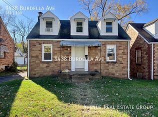 9438 Burdella Ave, Saint Louis, MO 63114