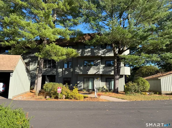 10 Hickory Hill #10, Southington, CT 06479