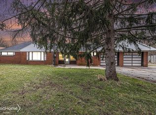 8049 W Corunna Rd, Flint, MI 48532