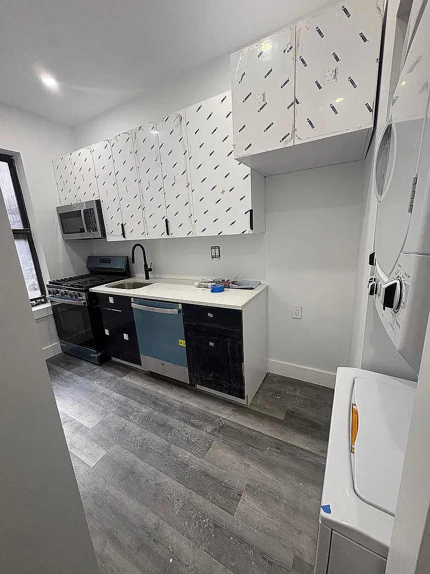 1532 Ocean Avenue — Photo 1