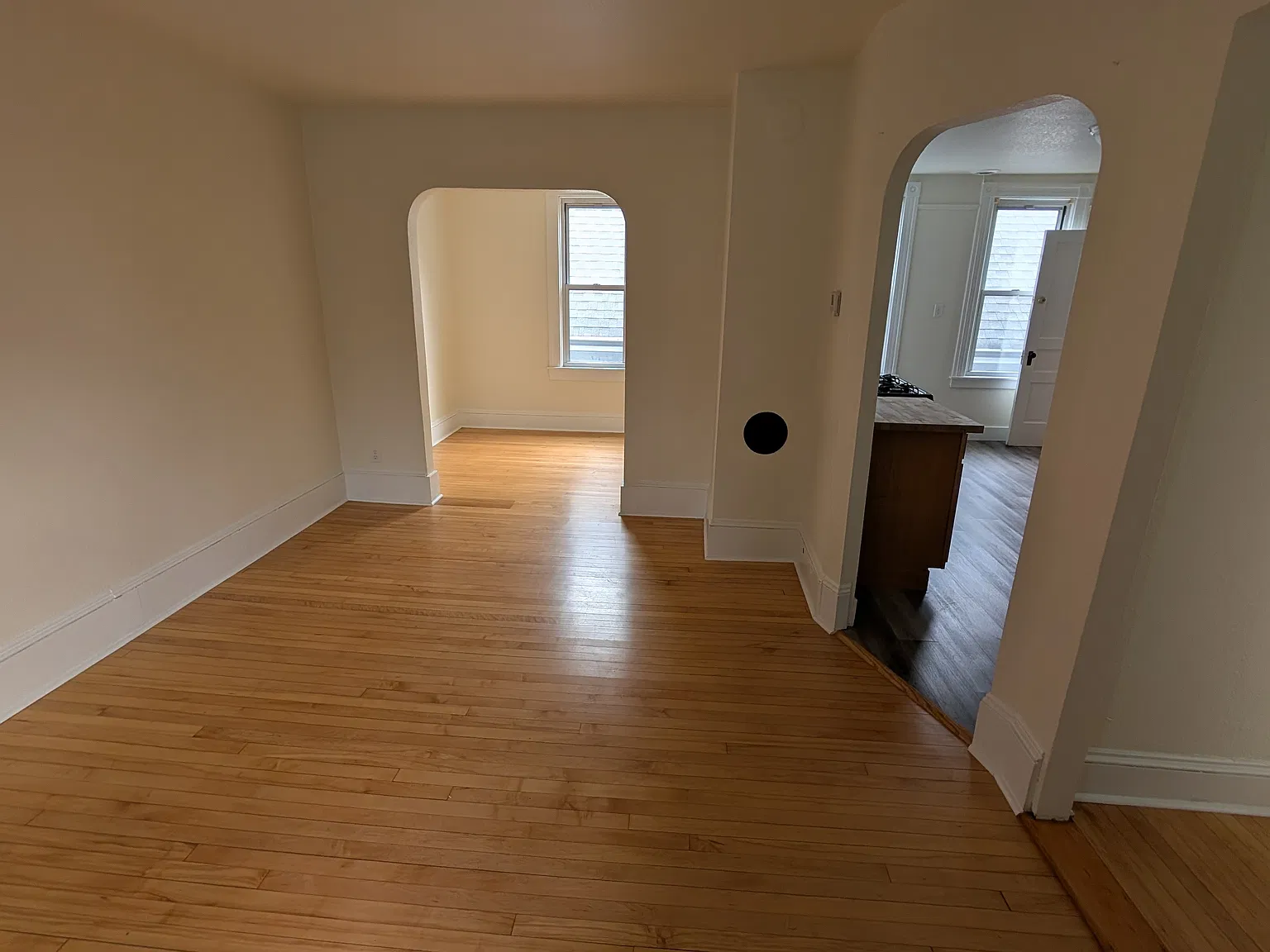 Studio, 500 sqft, $795 — Photo 2