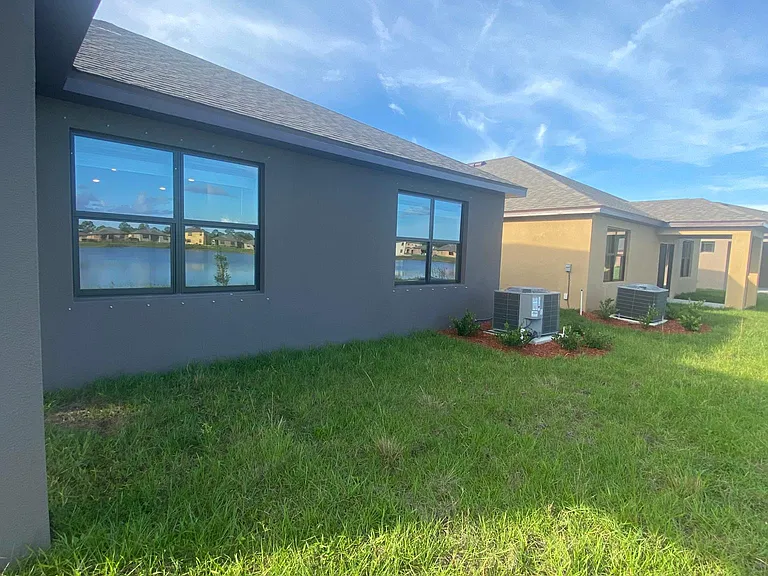 822 Remington Green Dr SE — Photo 47