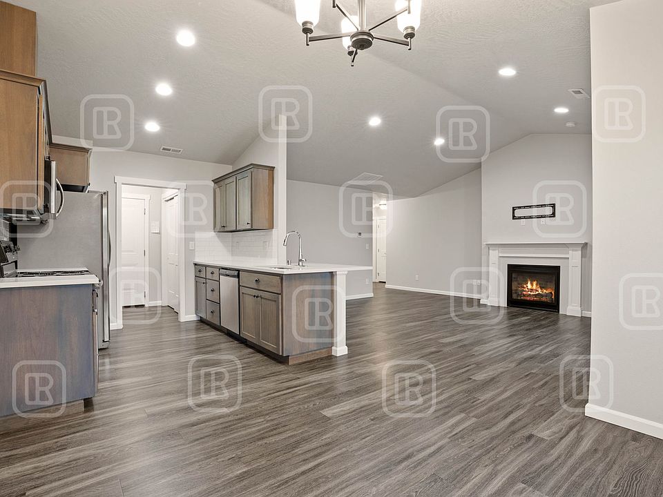 1st image of 17020 E Knox Ln #1