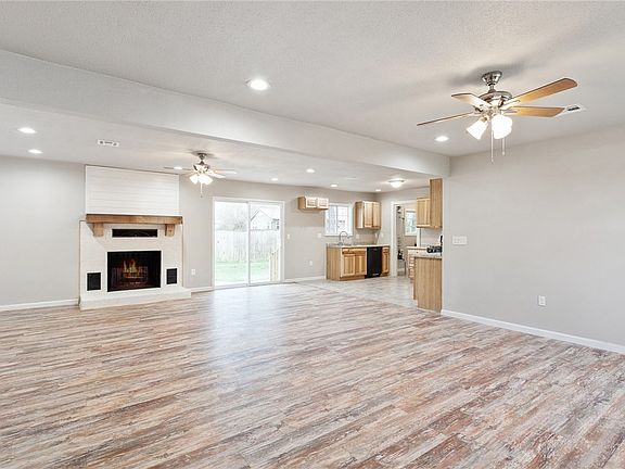3rd image of 272 Napier Ave