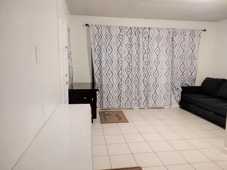 4526 Potrero Ave #A — Photo 6