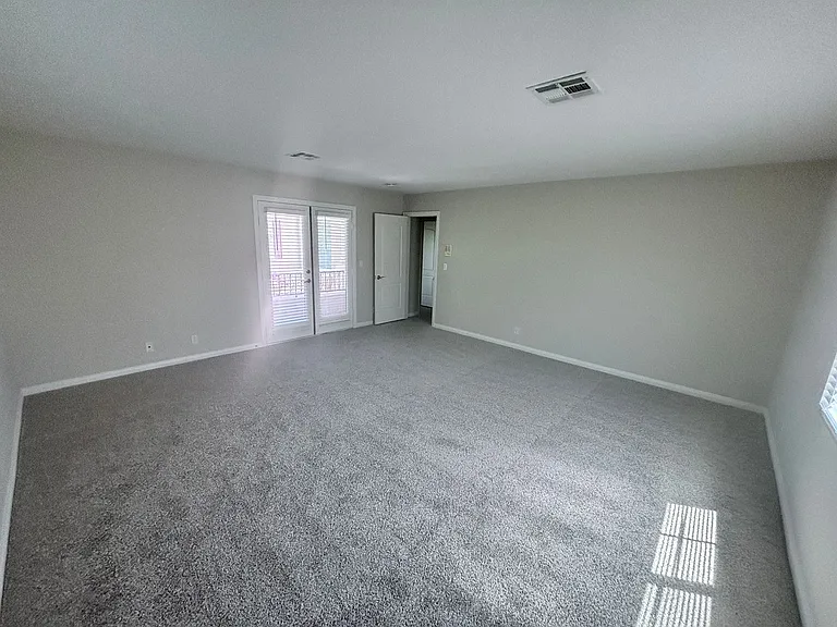 3117 Greenfriar Ave — Photo 29
