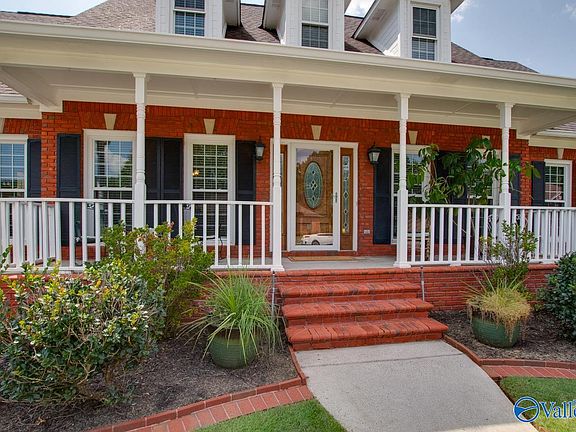 3rd image of 14012 Randamere Dr SE