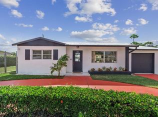 738 Hawthorne Dr, Lake Park, FL 33403