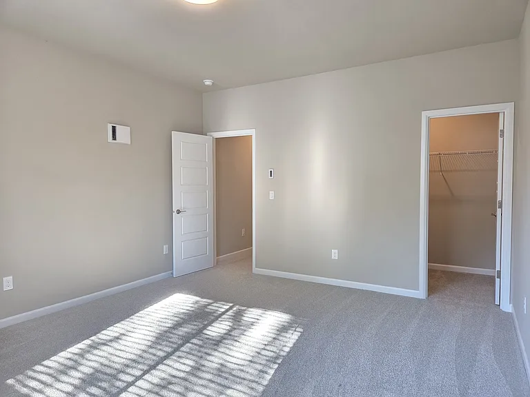 18433 136th Pl SE — Photo 30