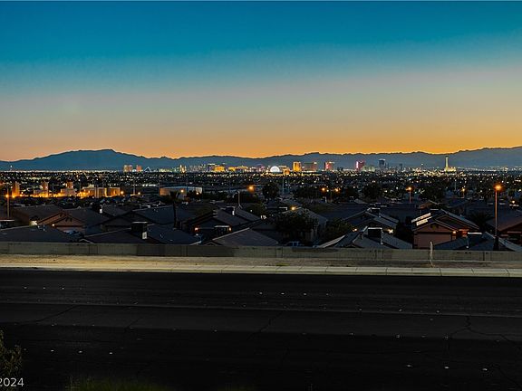 5th image of 2629 Early Light Dr