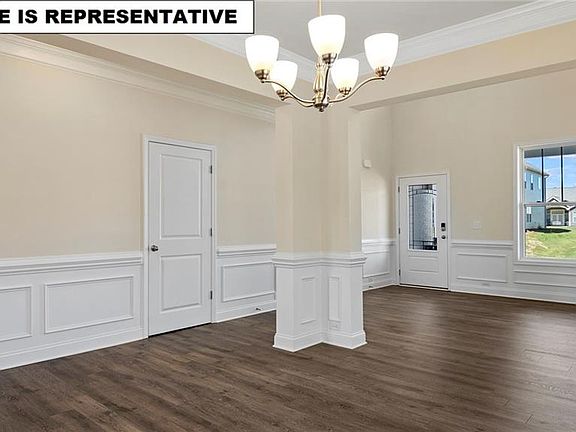 4th image of 110 Northstone Ln #3