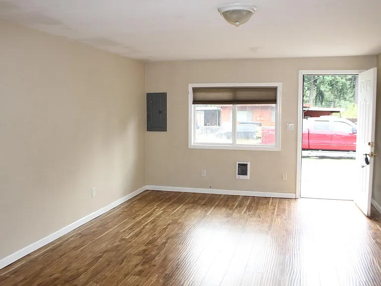 5415 Detroit Ave SW #B — Photo 6