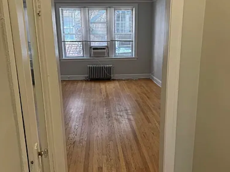 1508 W Fargo Ave #3S — Photo 6