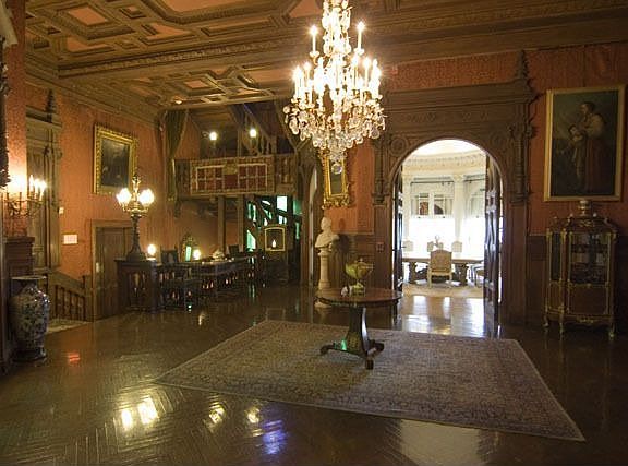 Upstairs Center Hall