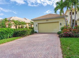 3074 Santorini Ct, Naples, FL 34119