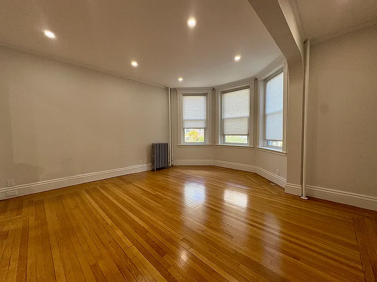 90 Fuller St #1 — Photo 9