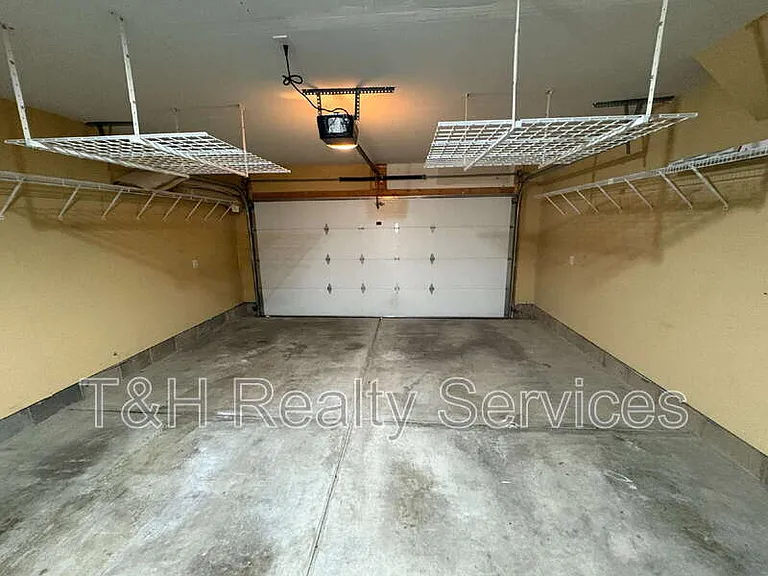 9059 Rider Dr — Photo 24