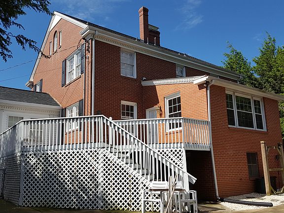 2nd image of 26 Falls Ave