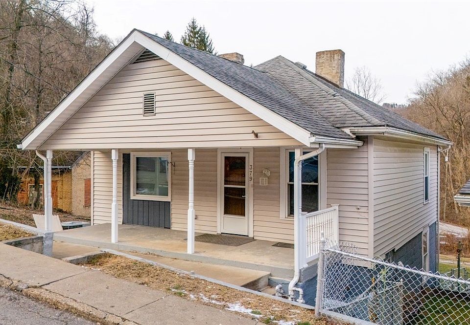 1st image of 379 Rosser Ave
