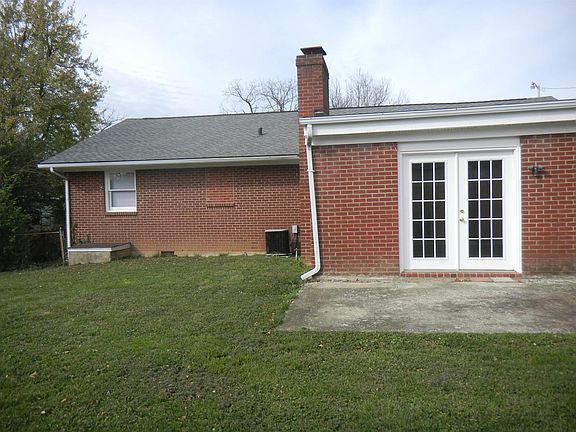 4th image of 106 Beechmont Dr