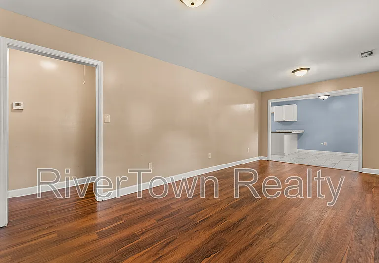 1204 Margaret Rd — Photo 8