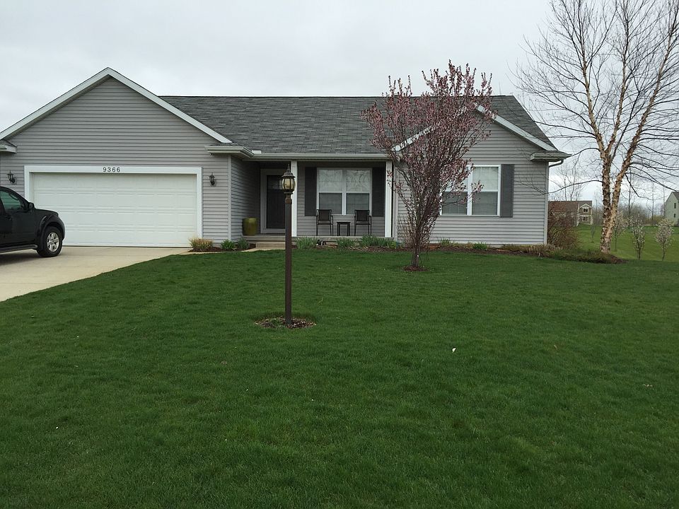 1st image of 9366 Crest Circle Dr NE