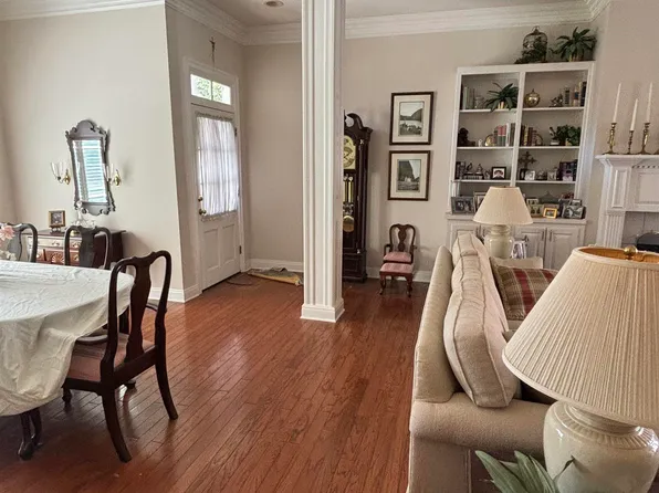 7948 Wrenwood Blvd APT E, Baton Rouge, LA 70809