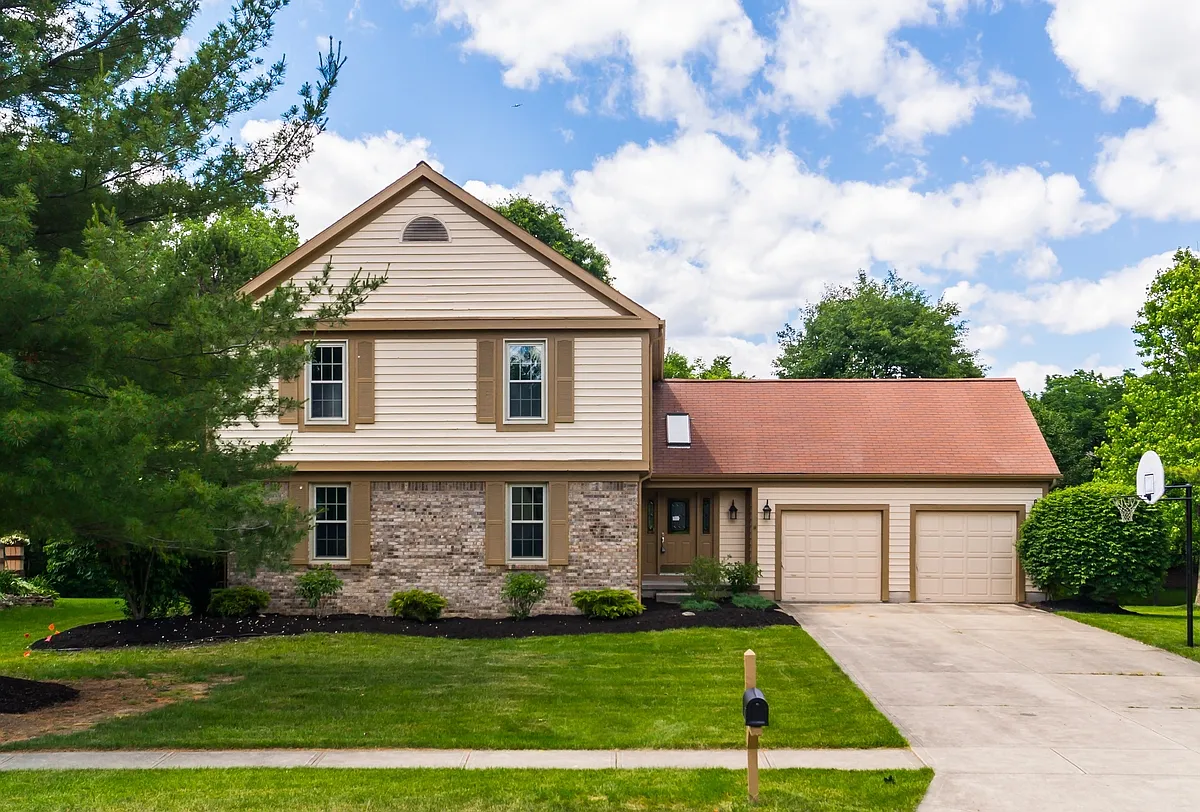 870 Aries Dr photo 1
