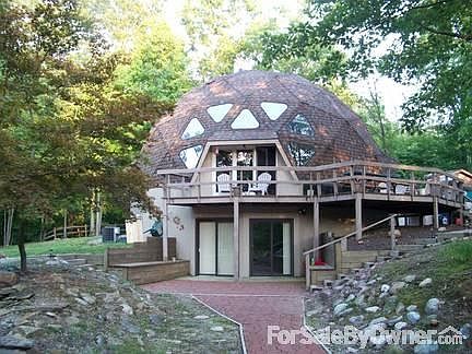 Back View Of House
						:
						Leave a light on inside at night and watch the Dome Home Glow(BEAUTIFUL)!!!!!!!!