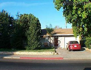 1st image of 425 El Vista Ave