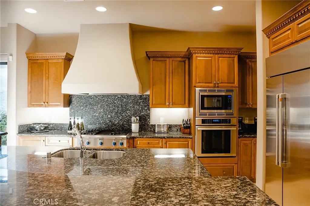 3 bed, 2790 sqft, $6,600 — Photo 4