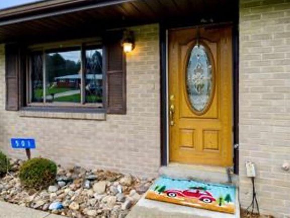 3rd image of 501 Route 356