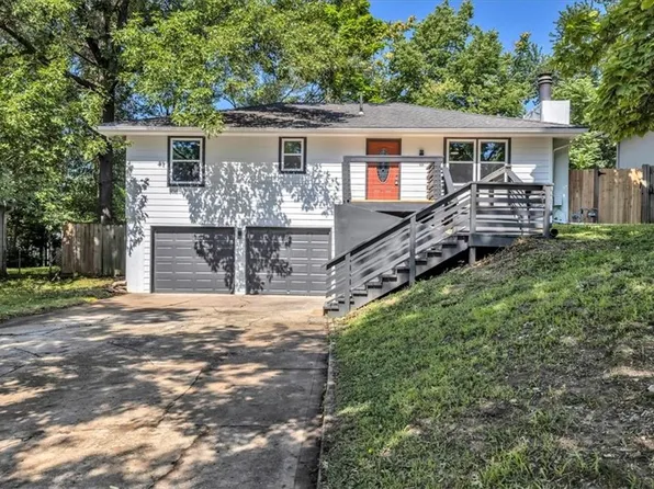 204 N Titus Ave, Excelsior Springs, MO 64024