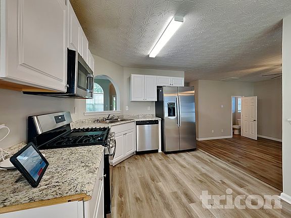 4th image of 2615 Patriots Rd