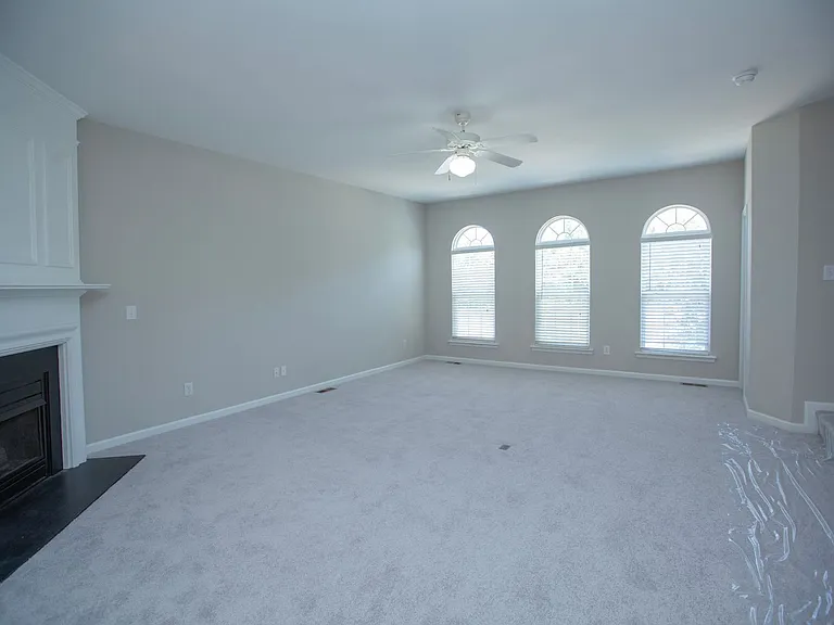 102 Chandler Chase Ct — Photo 8