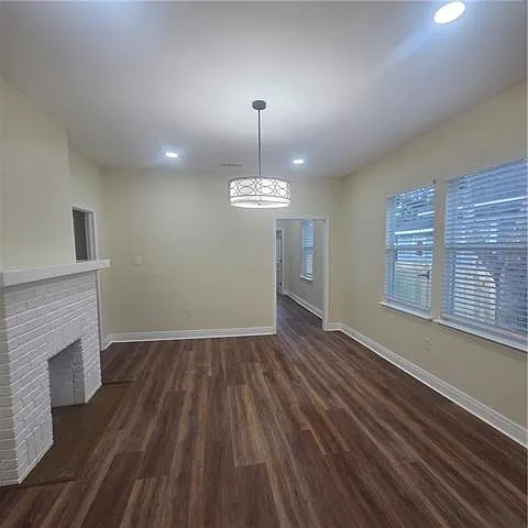 2644 Acacia St — Photo 4