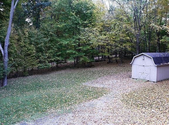 2nd image of 69 Hillside Ct