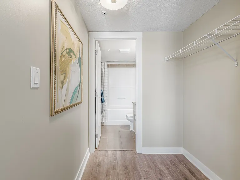 1235 11th Ave SW — Photo 74