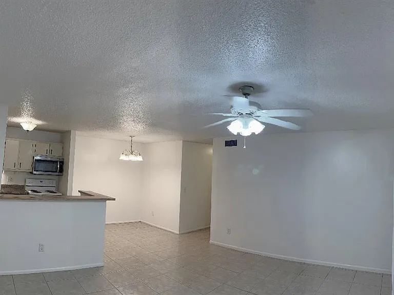 2364 Oak Park Way #102 — Photo 6