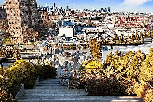 10 Montieth St Photo 1